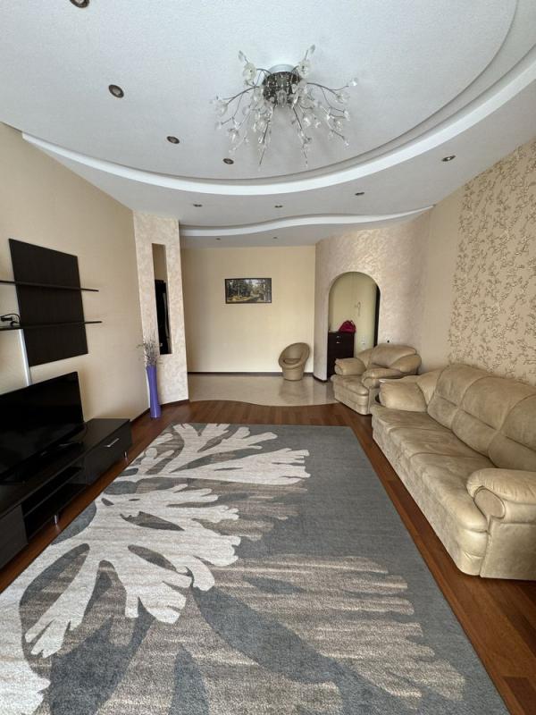 Long term rent 2 bedroom-(s) apartment Peremohy Avenue 66е