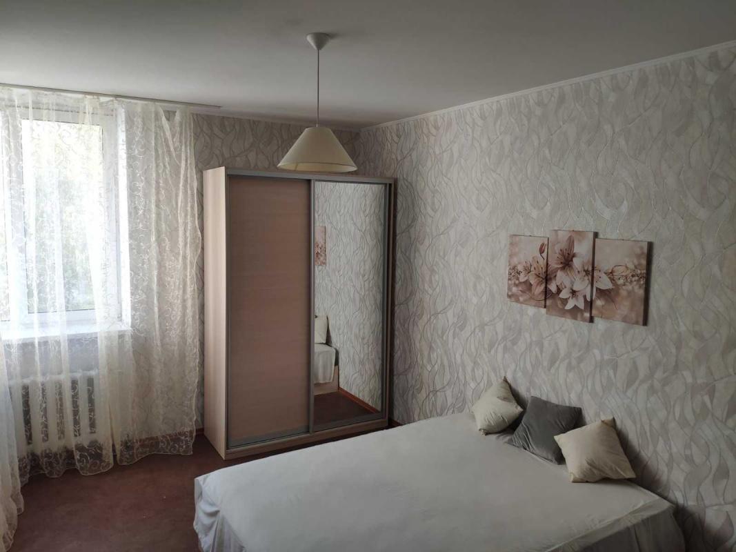 Long term rent 2 bedroom-(s) apartment Anny Akhmatovoi Street 35а