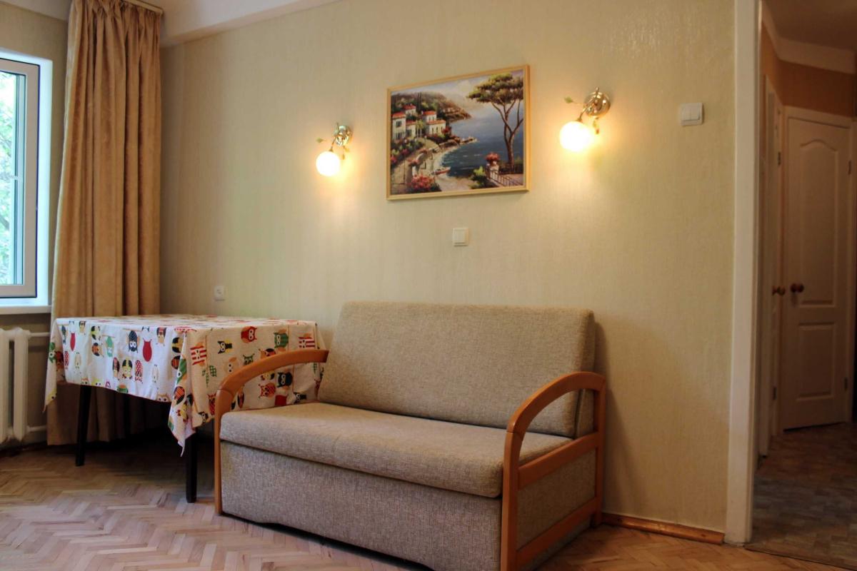 Long term rent 2 bedroom-(s) apartment Volodymyra Salskoho street (Kotovskoho Street) 21