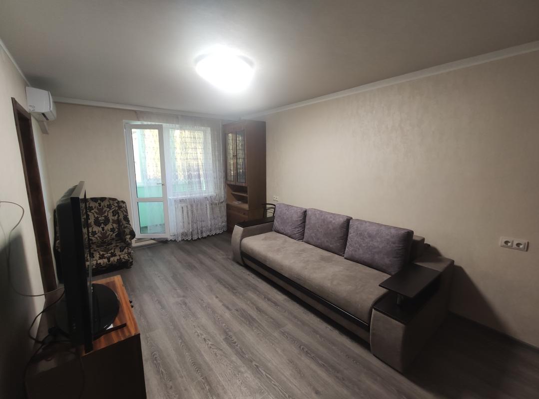 Long term rent 2 bedroom-(s) apartment Zernova Street 53в