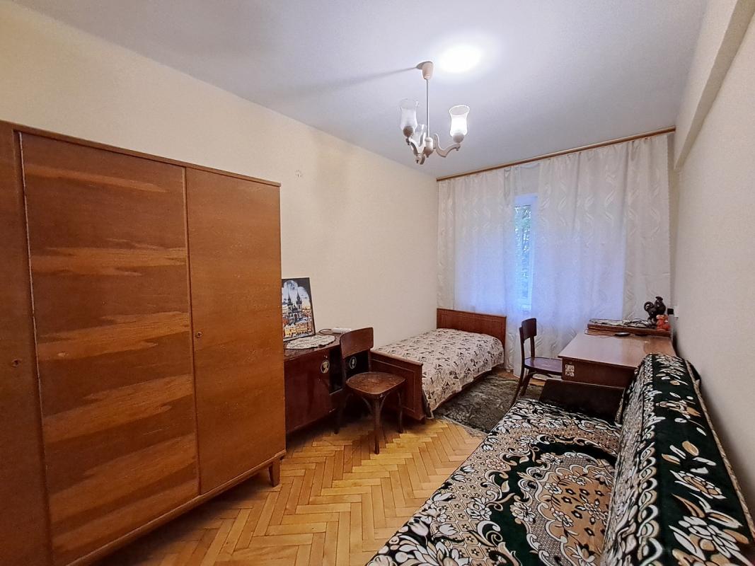 Довгострокова оренда 2 кімнатної квартири Карпенка вул. 8