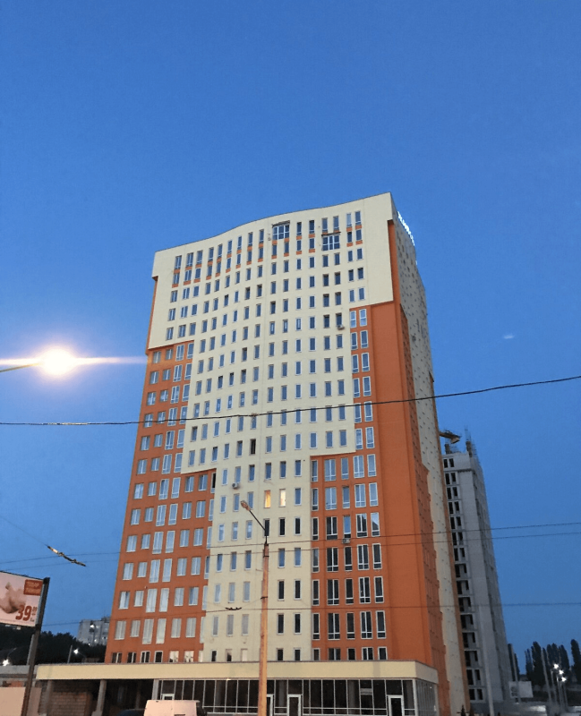 Продажа 1 комнатной квартиры 43 кв. м, Гвардейцев-Широнинцев ул. 68
