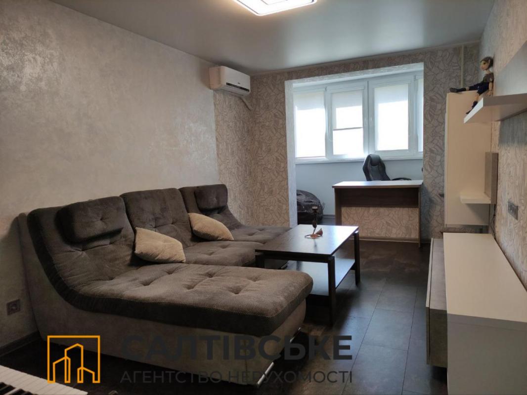 Sale 3 bedroom-(s) apartment 65 sq. m., Amosova Street 50