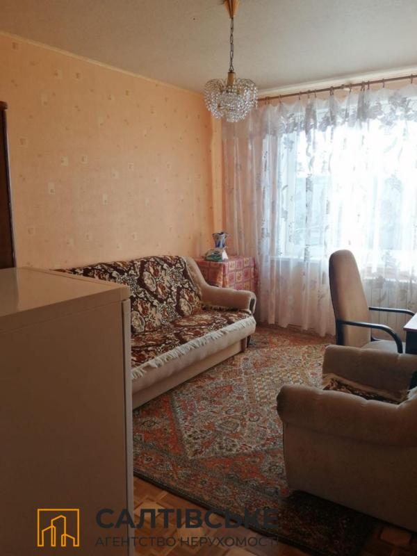 Продажа 3 комнатной квартиры 64 кв. м, Гвардейцев-Широнинцев ул. 63