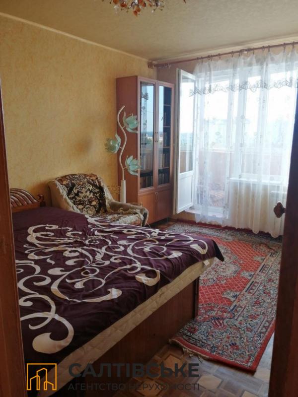Продаж 3 кімнатної квартири 64 кв. м, Гвардійців-Широнінців вул. 63