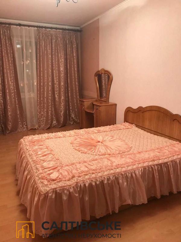 Sale 3 bedroom-(s) apartment 64 sq. m., Hvardiytsiv-Shyronintsiv Street 58
