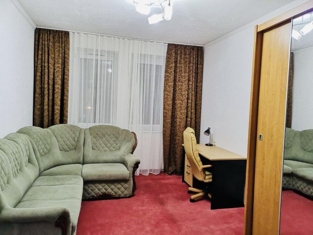 Sale 4 bedroom-(s) apartment 125 sq. m., Mykoly Bazhana Avenue 16