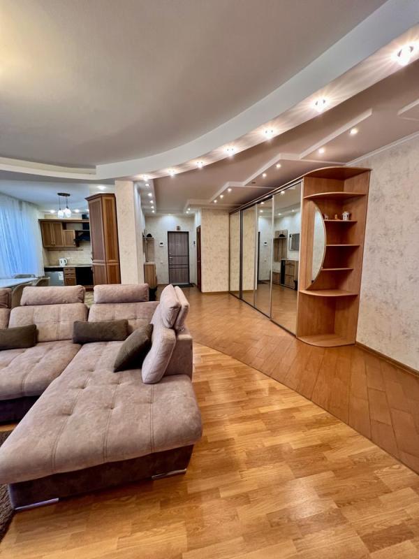 Sale 3 bedroom-(s) apartment 110 sq. m., Kniazhyi Zaton Street 2/30