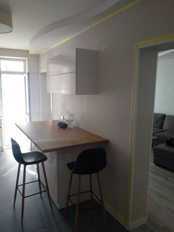 Sale 3 bedroom-(s) apartment 107 sq. m., Urlivska Street 11/44