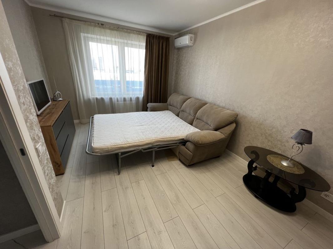 Long term rent 1 bedroom-(s) apartment Borysa Hmyri Street