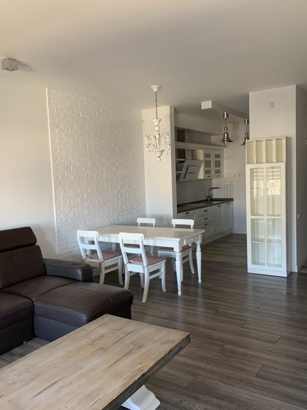 Long term rent 1 bedroom-(s) apartment Yevhena Konovaltsia Street (Schorsa Street) 36В