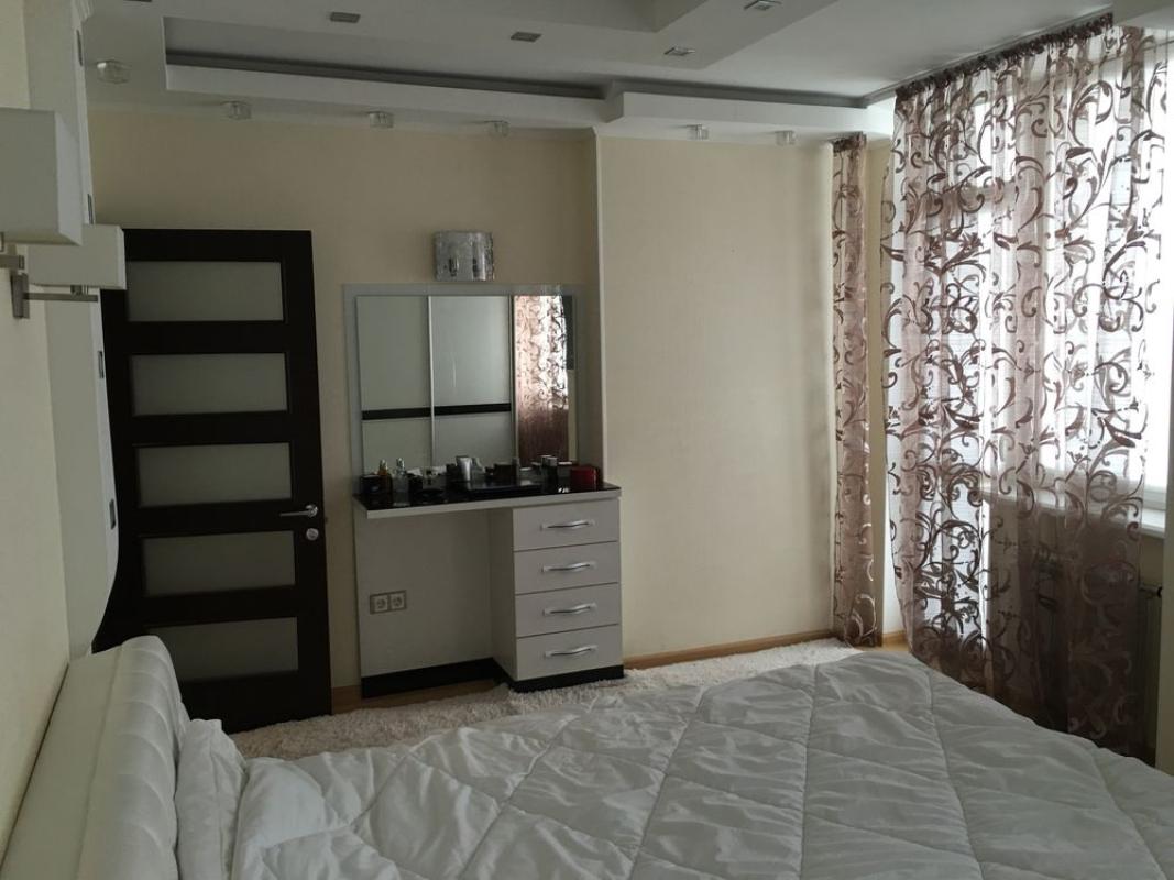 Sale 2 bedroom-(s) apartment 90 sq. m., Petra Hryhorenka Avenue 22/20