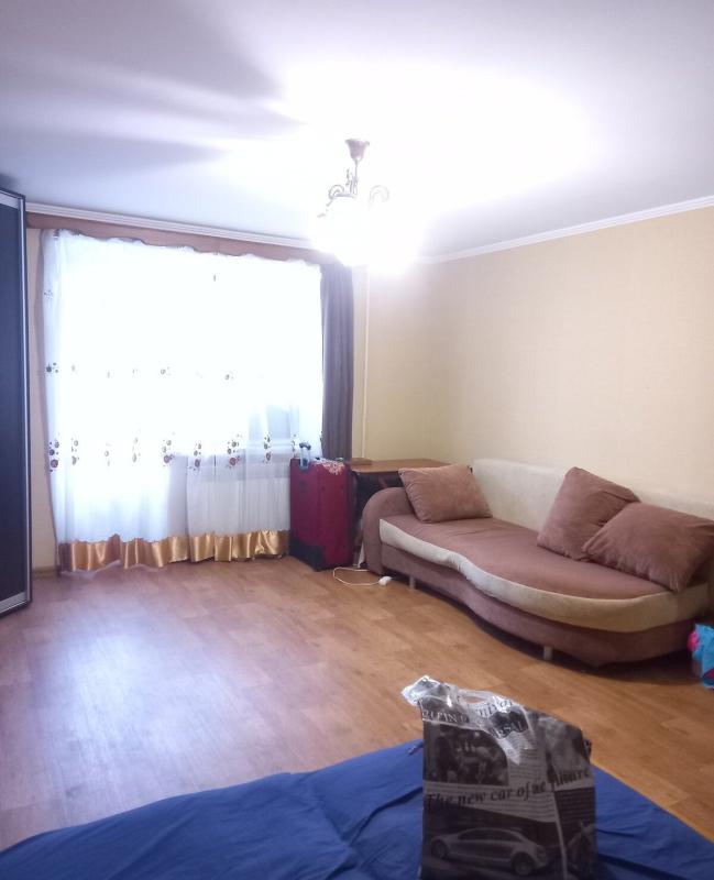 Продаж 1 кімнатної квартири 38 кв. м, Клочківська вул. 276а