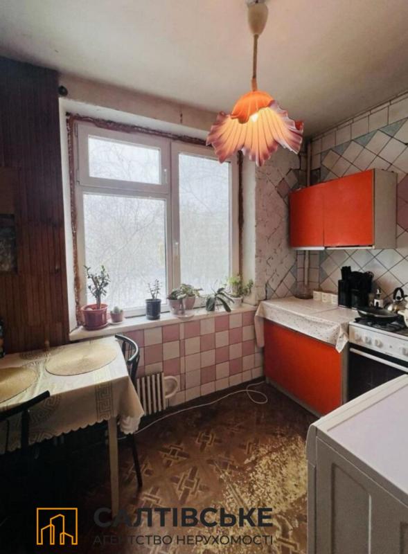 Продаж 3 кімнатної квартири 65 кв. м, Академіка Павлова вул. 319
