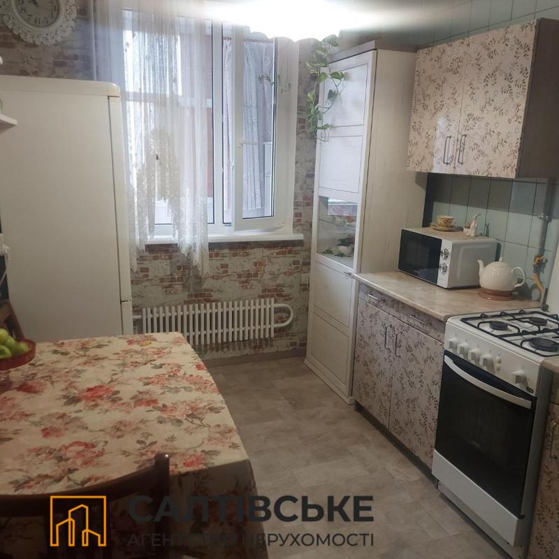 Sale 3 bedroom-(s) apartment 68 sq. m., Dzherelna Street 13