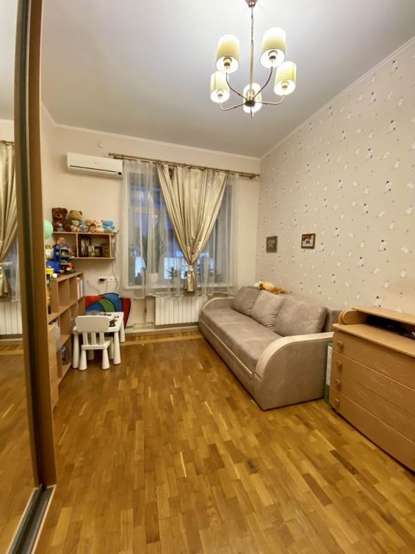 Long term rent 2 bedroom-(s) apartment Potebni Street 5