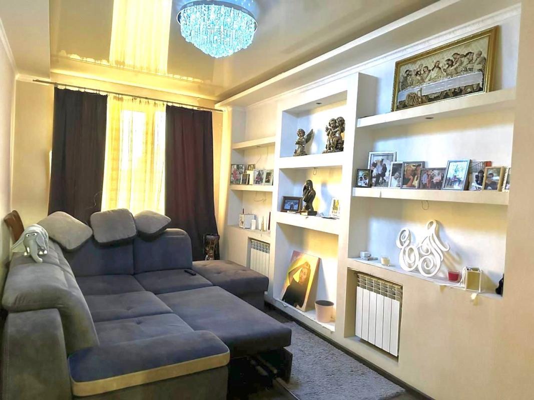 Долгосрочная аренда 2 комнатной квартиры Новоалександровская ул. 54а к6