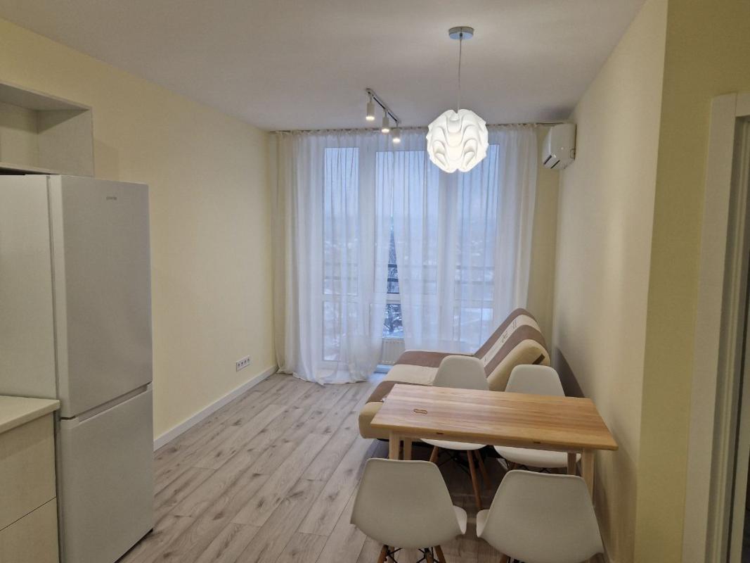 Long term rent 1 bedroom-(s) apartment Dniprovska Embarkment