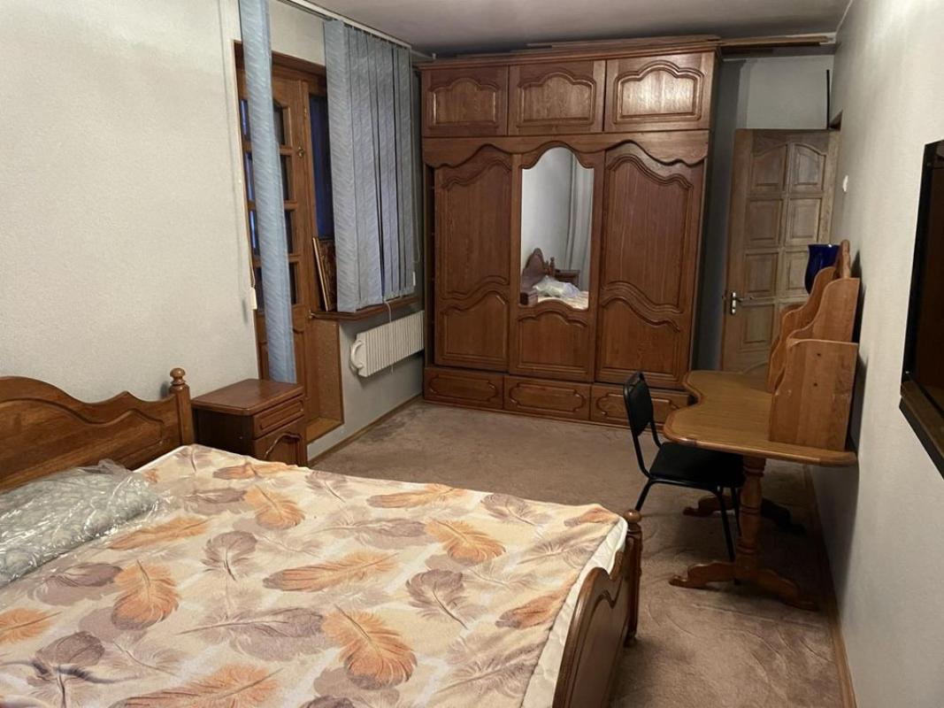 Long term rent 3 bedroom-(s) apartment Akhsarova Street 11а