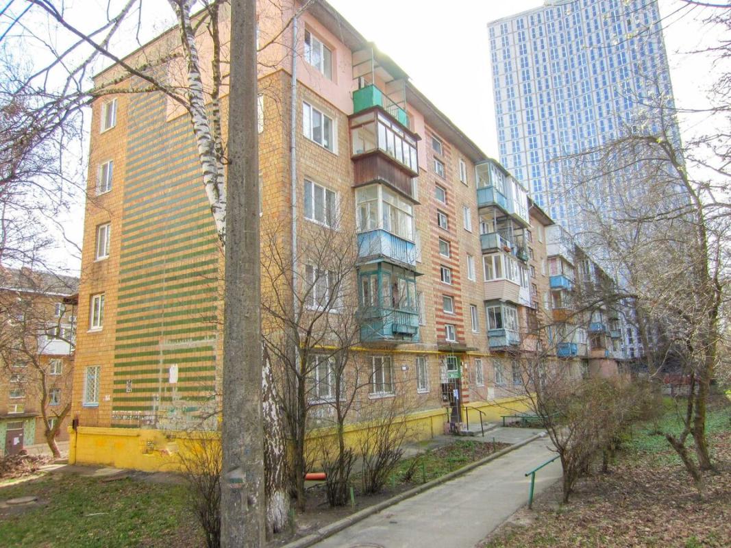 Продажа 1 комнатной квартиры 30 кв. м, Юлії Здановської ул. (Ломоносова)
