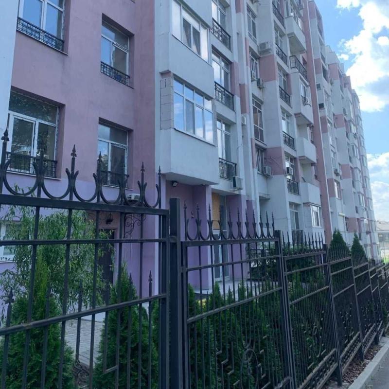 Продаж 2 кімнатної квартири 70 кв. м, Клочківська вул.