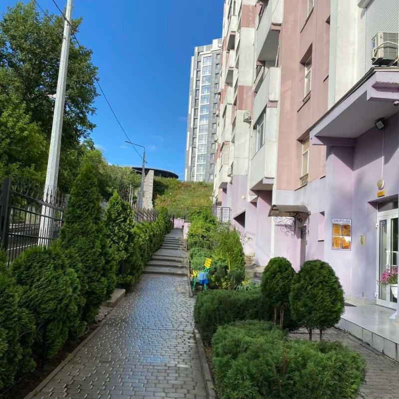 Sale 2 bedroom-(s) apartment 70 sq. m., Klochkivska Street