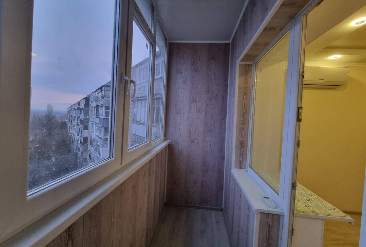 Продаж 1 кімнатної квартири 35 кв. м, Юрія Гагаріна просп. 72