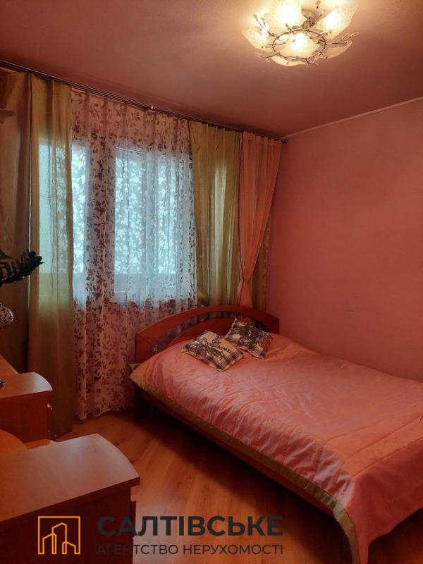 Sale 3 bedroom-(s) apartment 70 sq. m., Hvardiytsiv-Shyronintsiv Street 24а