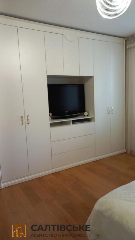 Sale 3 bedroom-(s) apartment 110 sq. m., Hvardiytsiv-Shyronintsiv Street 27
