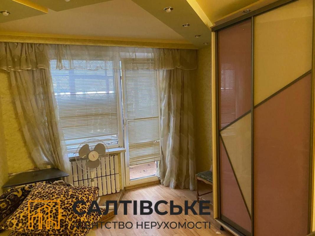 Продаж 3 кімнатної квартири 45 кв. м, Гвардійців-Широнінців вул. 79б