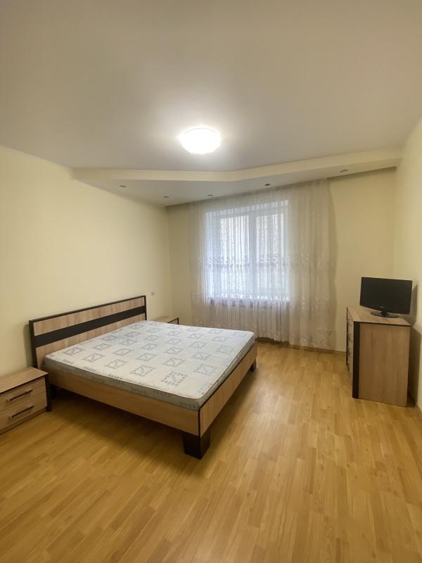 Долгосрочная аренда 2 комнатной квартиры Карпенко ул. 9