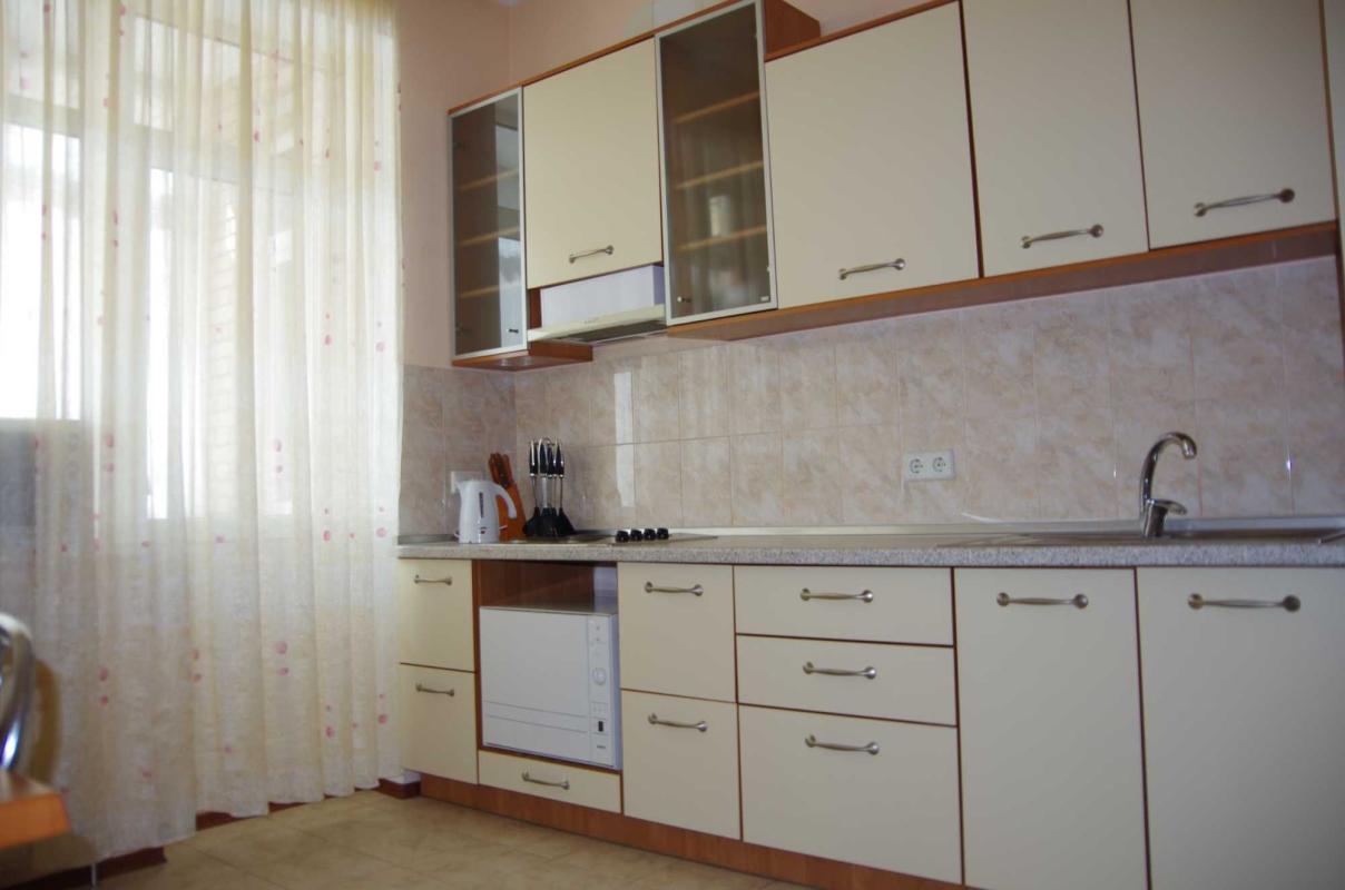 Long term rent 2 bedroom-(s) apartment Pavlivska Street 17