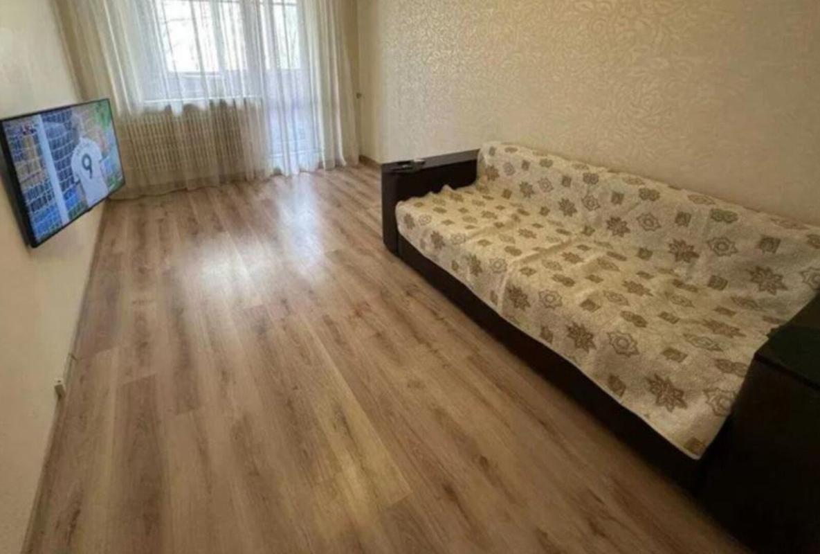 Продаж 3 кімнатної квартири 65 кв. м, Петра Болбочана вул. (Клапцова) 1