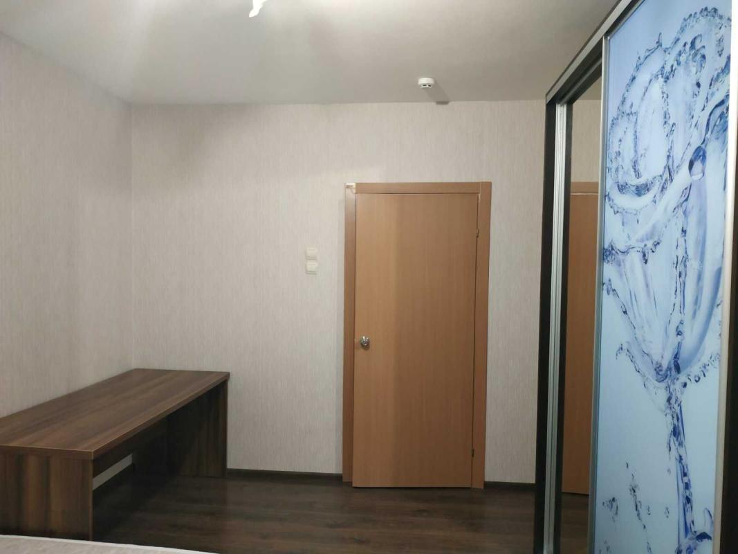 Long term rent 2 bedroom-(s) apartment Urlivska Street 36