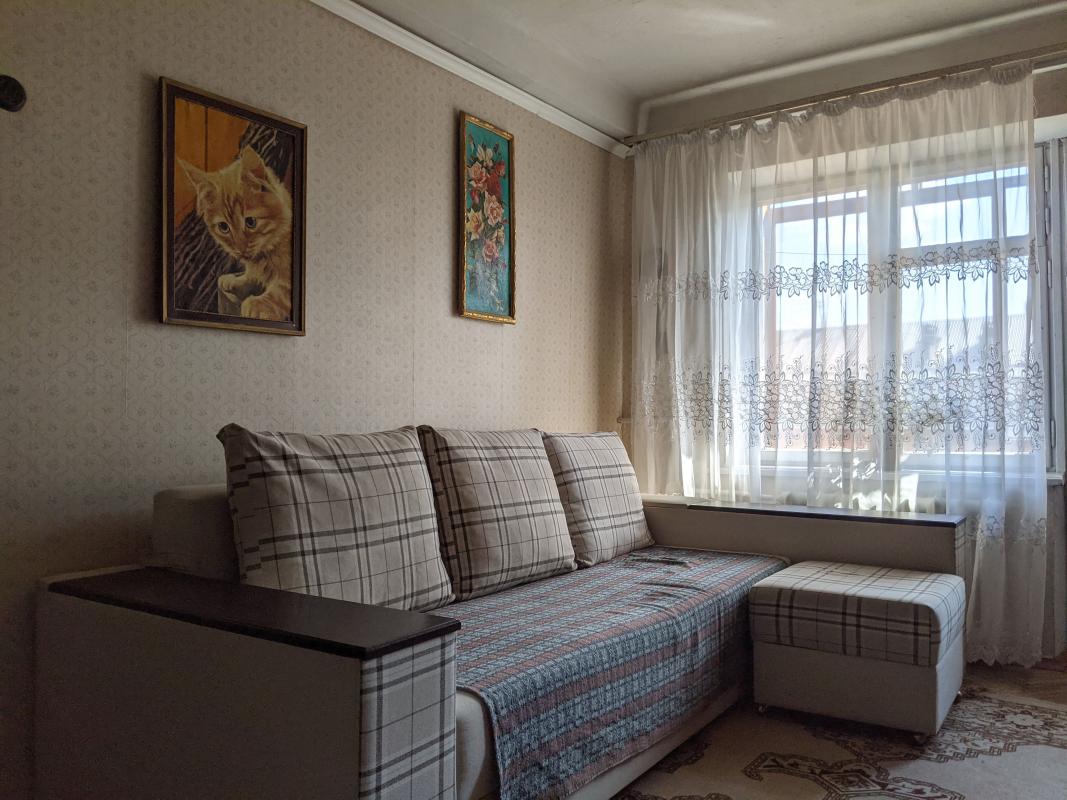 Продаж 1 кімнатної квартири 29 кв. м, Червоноткацька вул. 23
