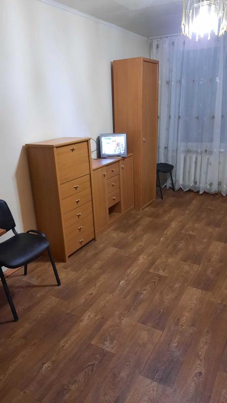 Долгосрочная аренда 2 комнатной квартиры Космонавтов ул. 5а