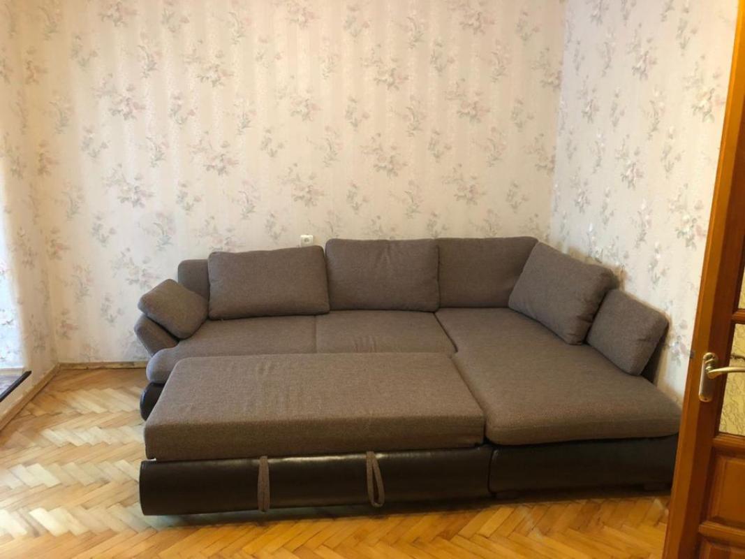Long term rent 2 bedroom-(s) apartment Verkhovynna Street 34