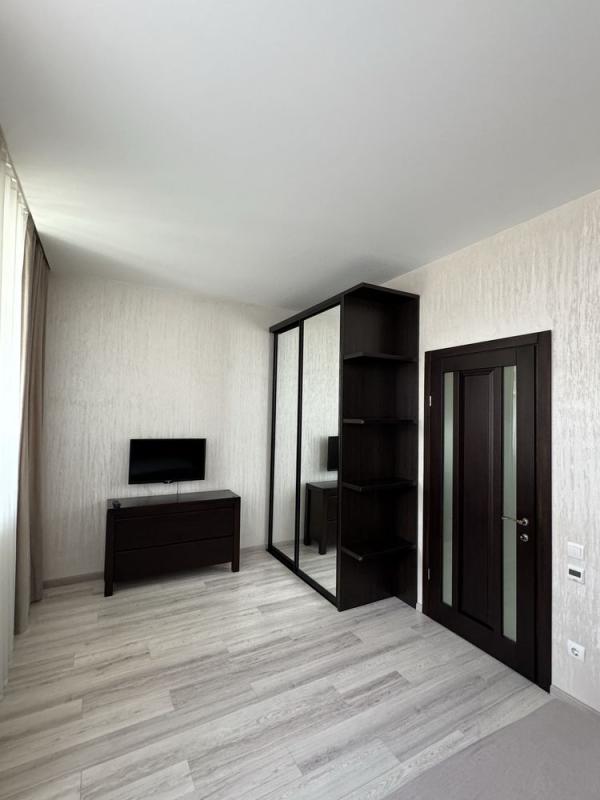 Long term rent 1 bedroom-(s) apartment Zhylianska Street 118