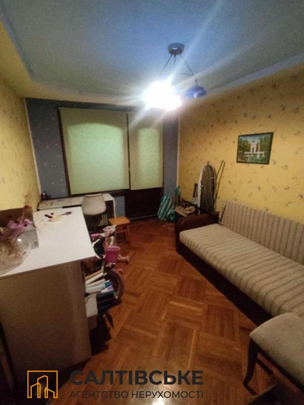 Sale 4 bedroom-(s) apartment 90 sq. m., Heroiv Pratsi Street 4