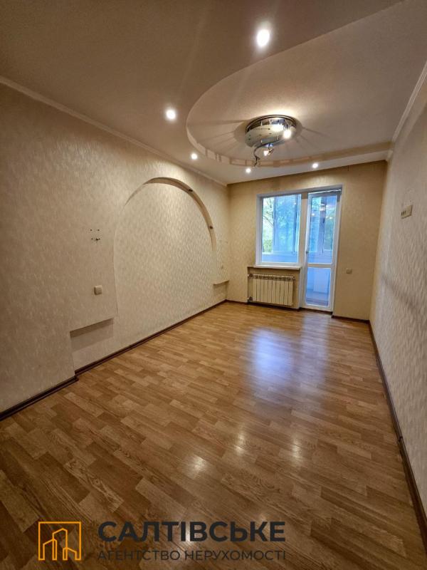 Sale 3 bedroom-(s) apartment 65 sq. m., Akademika Pavlova Street 140а