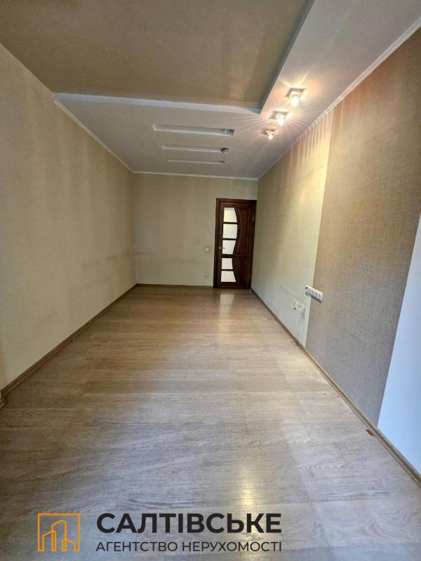 Sale 3 bedroom-(s) apartment 65 sq. m., Akademika Pavlova Street 140а
