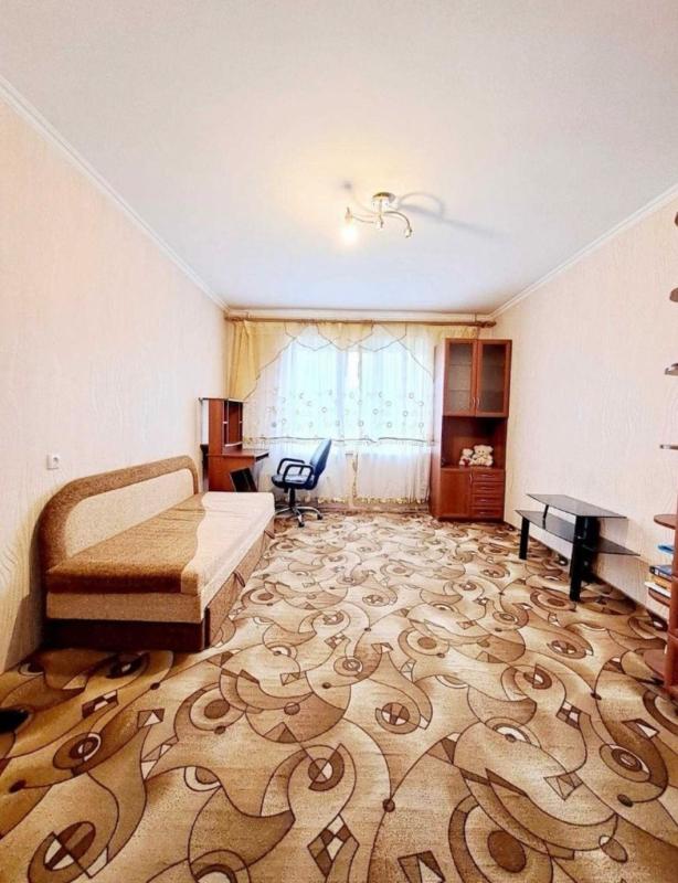 Продажа 2 комнатной квартиры 54 кв. м, Александра Кошица ул. 9