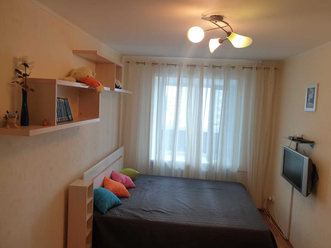 Long term rent 2 bedroom-(s) apartment Kniazhyi Zaton Street 14в