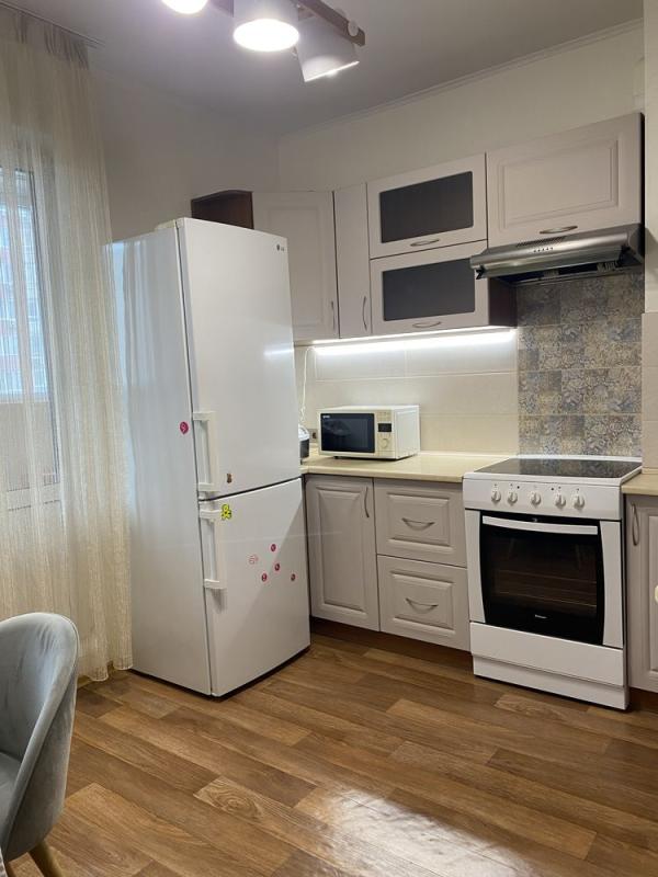Sale 1 bedroom-(s) apartment 43 sq. m., Urlivska Street 38