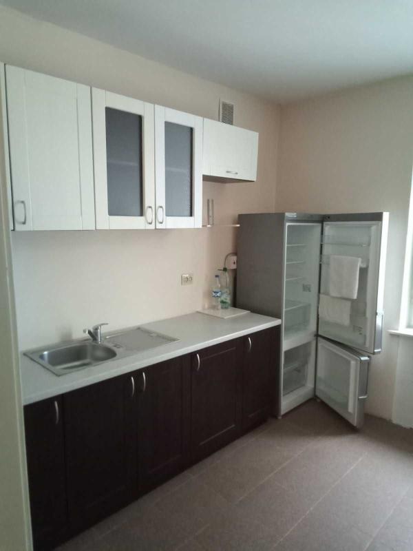 Long term rent 4 bedroom-(s) apartment Khreshchatyk Street (Khreschatyk Street) 4