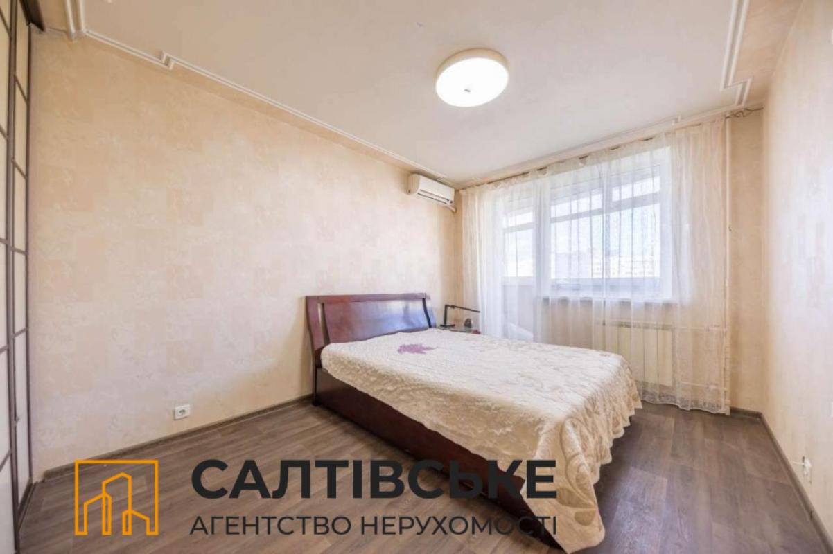 Sale 3 bedroom-(s) apartment 65 sq. m., Lesya Serdyuka street 4
