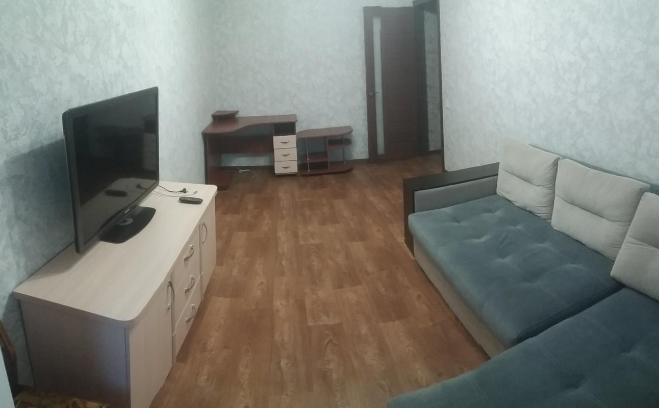 Long term rent 2 bedroom-(s) apartment Rybalka Street 49а