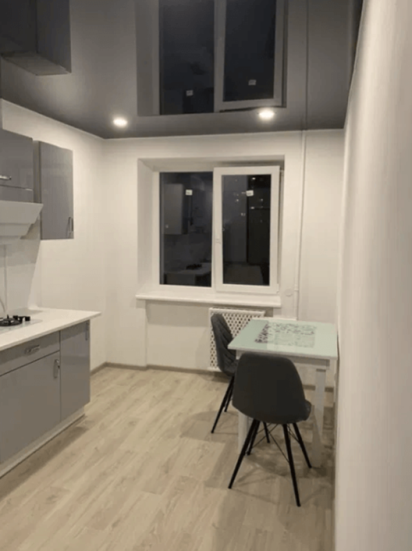 Long term rent 1 bedroom-(s) apartment Novhorodska Street 6