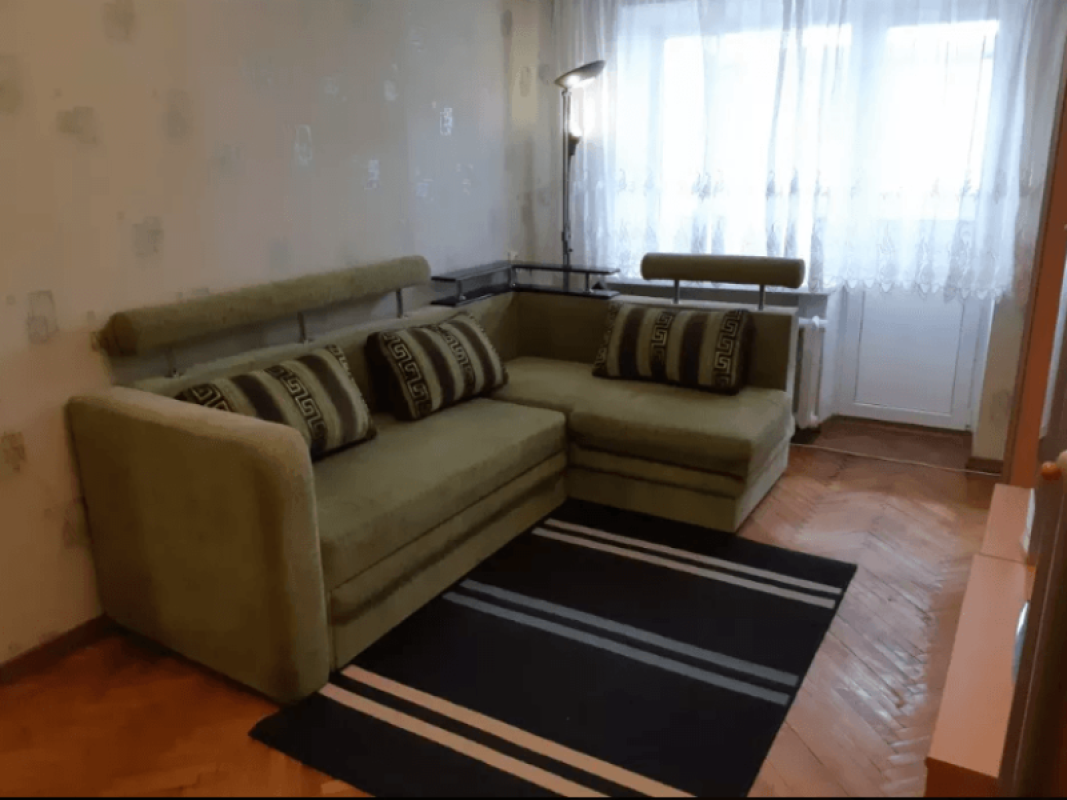 Long term rent 2 bedroom-(s) apartment 23 Serpnya Street 13