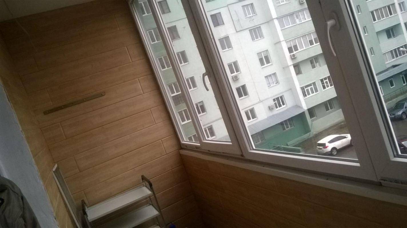 Long term rent 1 bedroom-(s) apartment Petra Hryhorenka Avenue (Marshala Zhukova Avenue) 14